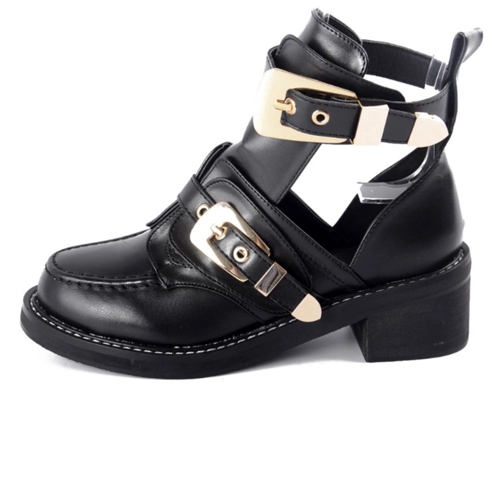 Black ankle boots 2018 style